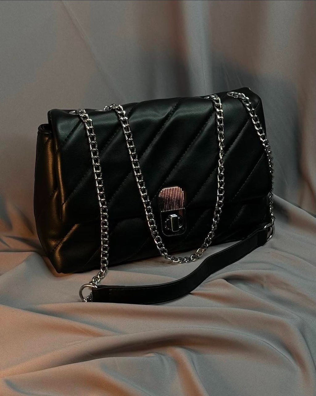 Shilton draw carry bag