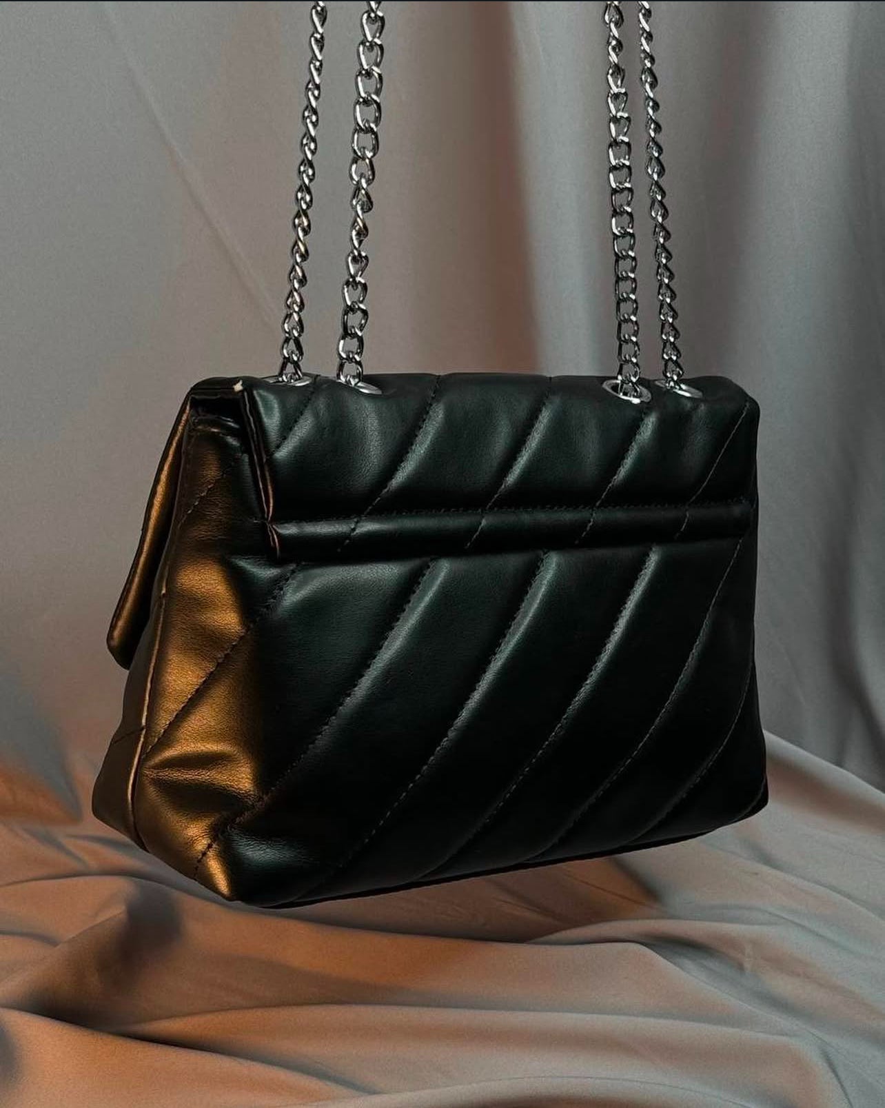 Shilton draw carry bag