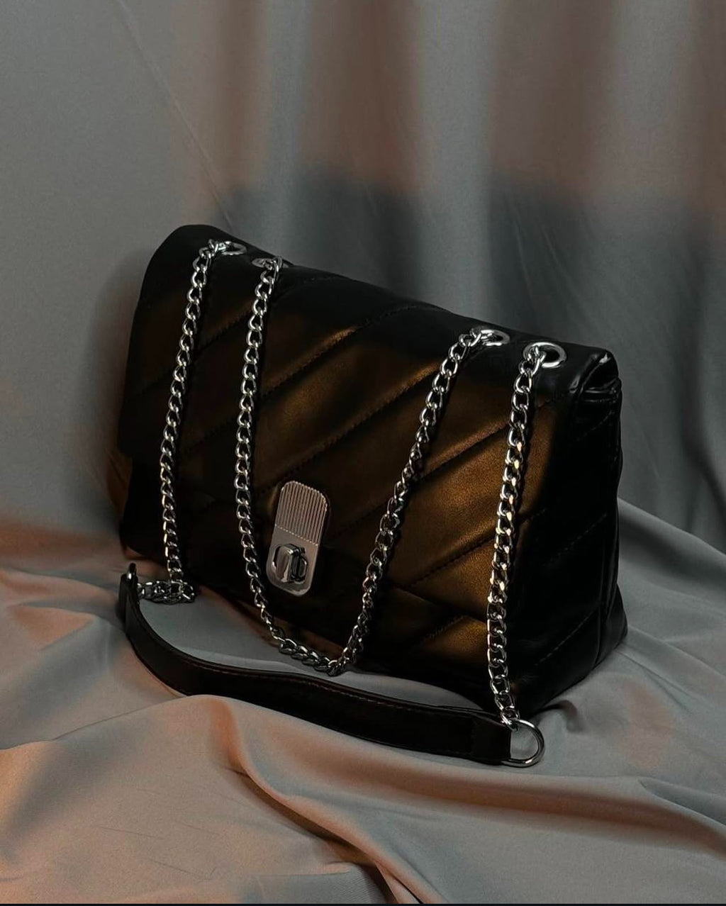 Shilton draw carry bag