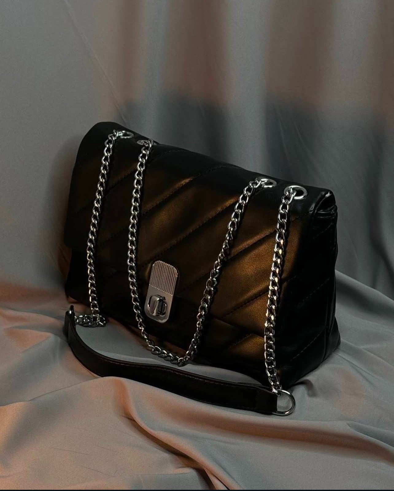 Shilton draw carry bag